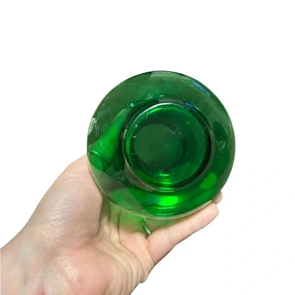 Vintage Green Glass Ruffled Vase Candle Holder Emerald Small Bud Vase - Picture 3 of 3